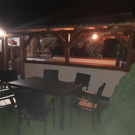 Chalupa Na Venkove Σπίτι διακοπών *